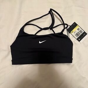 NWT Nike sports bra